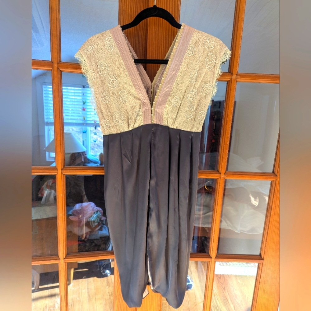Beautiful Cocktail Dress Cream Lace Purple Gray Cocoon Style Medium